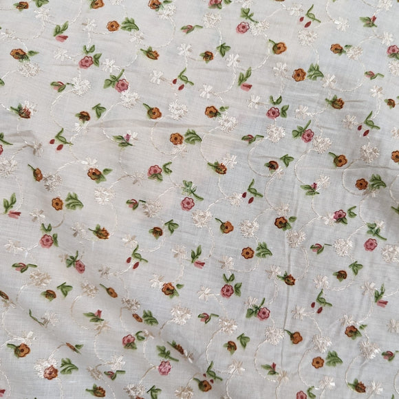 Petit Fleurs Embroidered Cotton: Peach